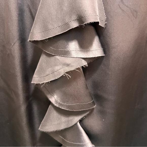 Banana Republic Silk Ruffle Sleeveless Blouse Size XS - Picture 5 of 11